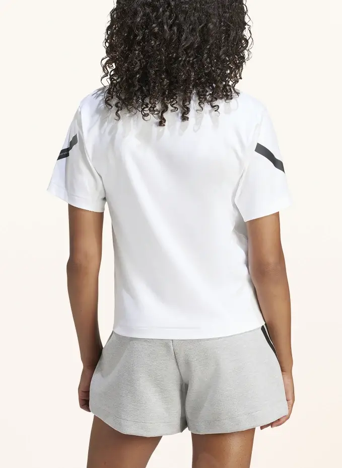 adidas T-Shirt Z.N.E Nur noch ein Tag übrig