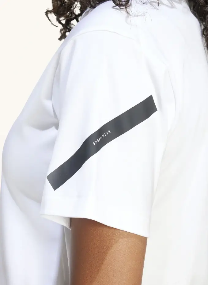 adidas T-Shirt Z.N.E Nur noch ein Tag übrig