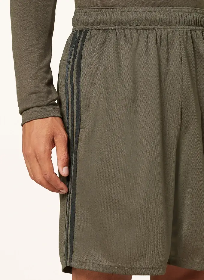 adidas Trainingsshorts TRAIN ESSENTIALS Riesige Ersparnisse