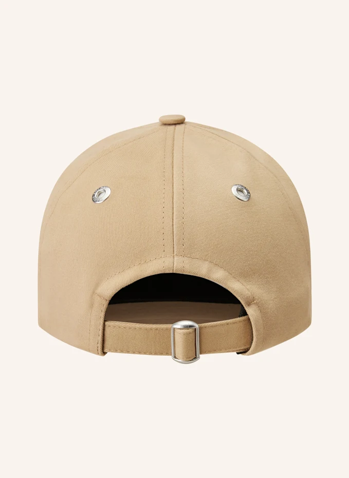 AMI PARIS Cap Outlet