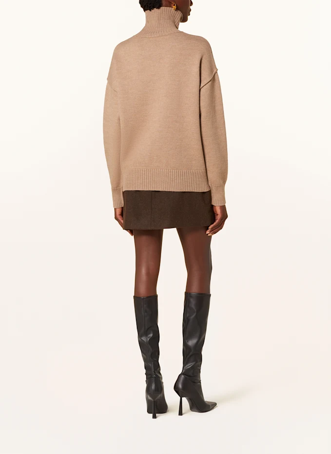 AMI PARIS Rollkragenpullover im Angebot